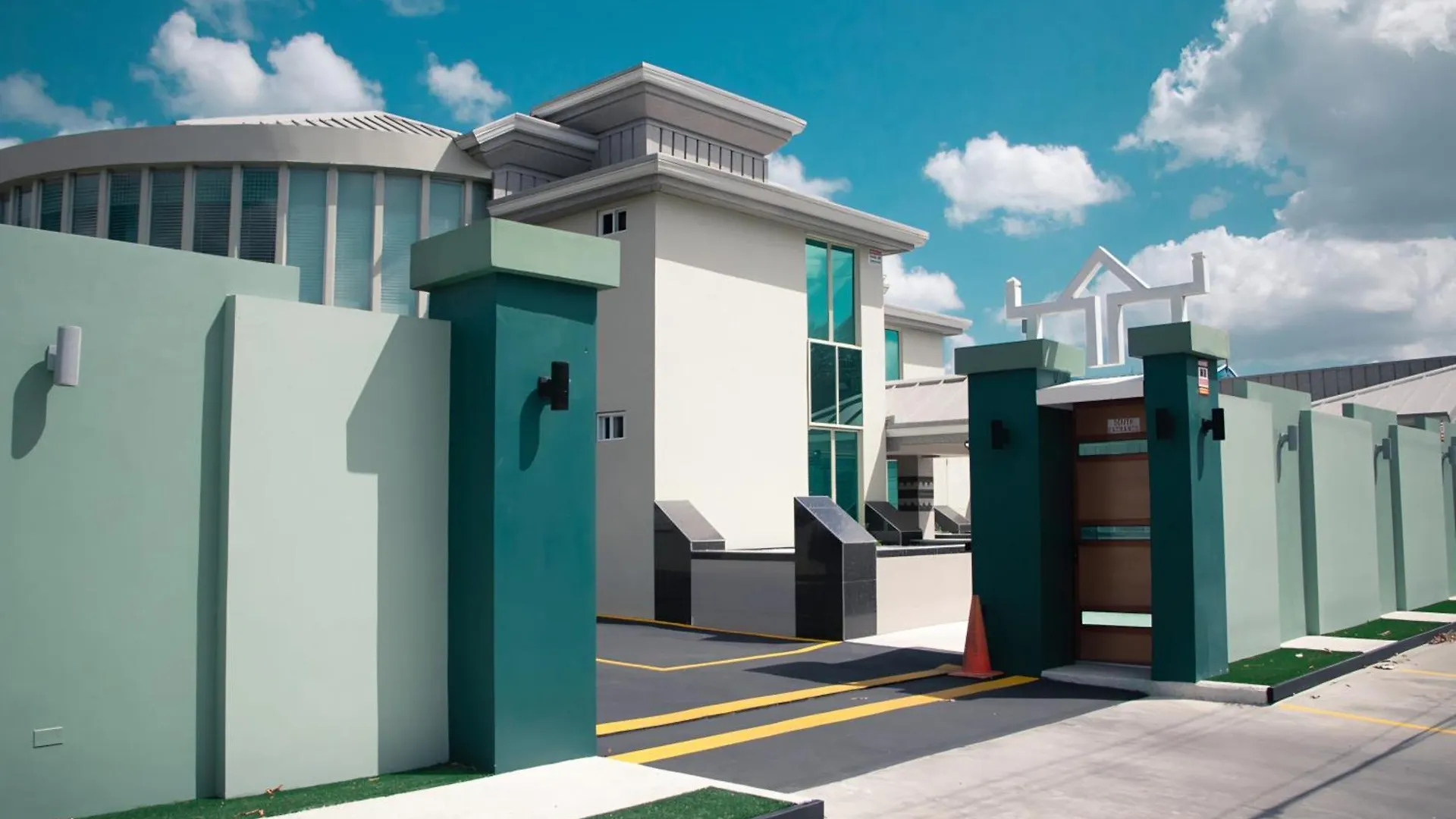 Apart-hotel Emporis Resort Dabadie